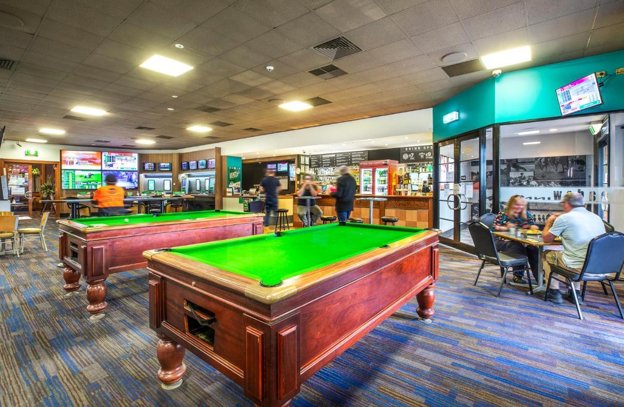 Meadow Inn Hotel-Motel Melbourne Buitenkant foto