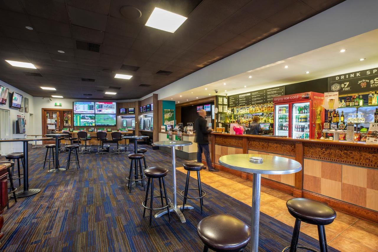 Meadow Inn Hotel-Motel Melbourne Buitenkant foto
